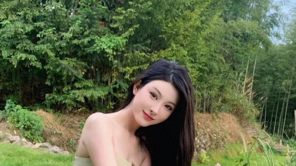 海角精选聚集地×奶糖Baby-全球看片神器×天美制片厂本周视觉焦点播放预览封面